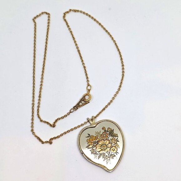 Vintage Reed & Barton Damascene Floral Heart Pendant with Amway GF 16' Chain - Picture 4 of 13